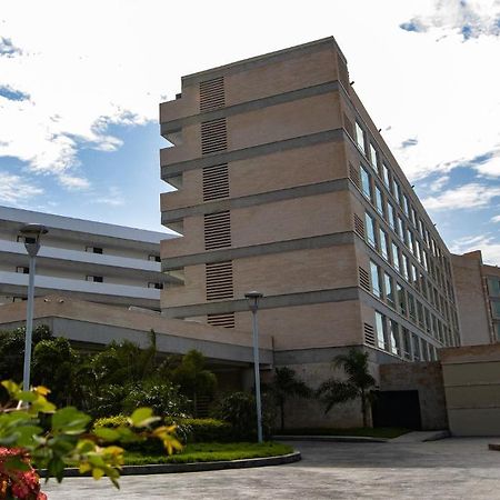 Eurobuilding Hotel & Suites Lecheria Exterior foto